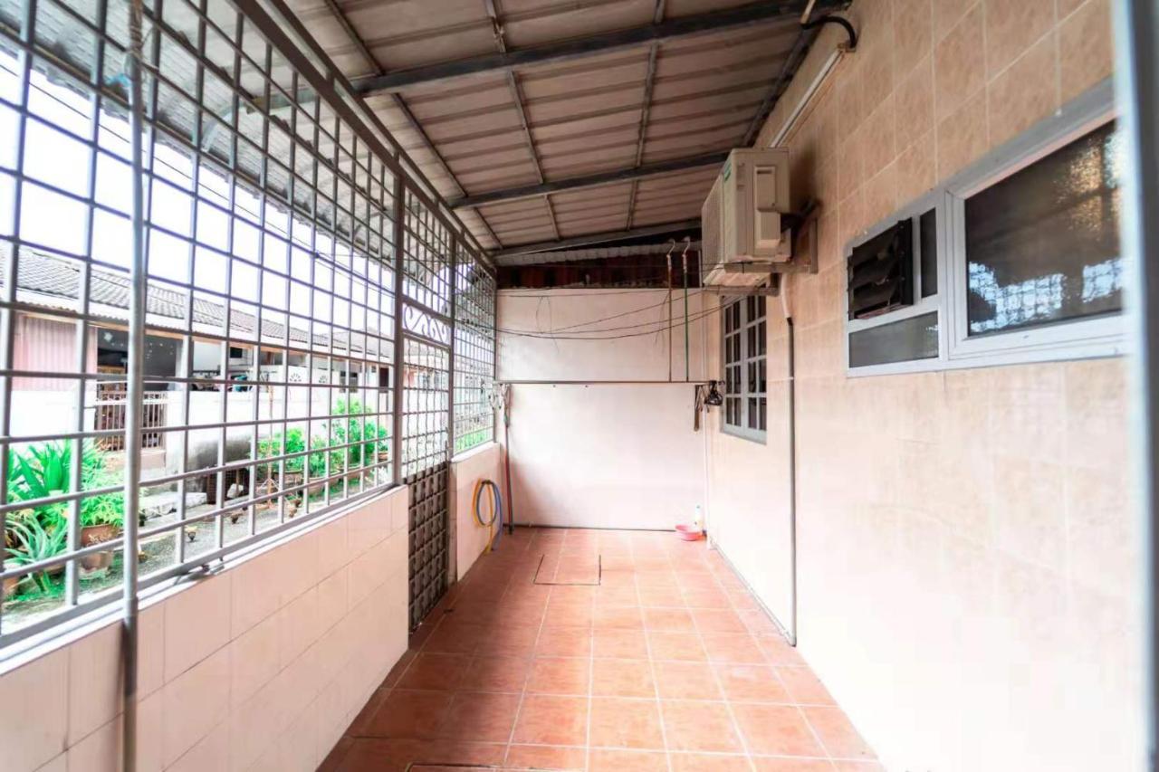 Star Light Homestay 시티아완 외부 사진
